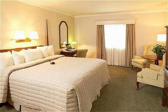 The Inn At Reading Hotel & Conference Center Rum bild