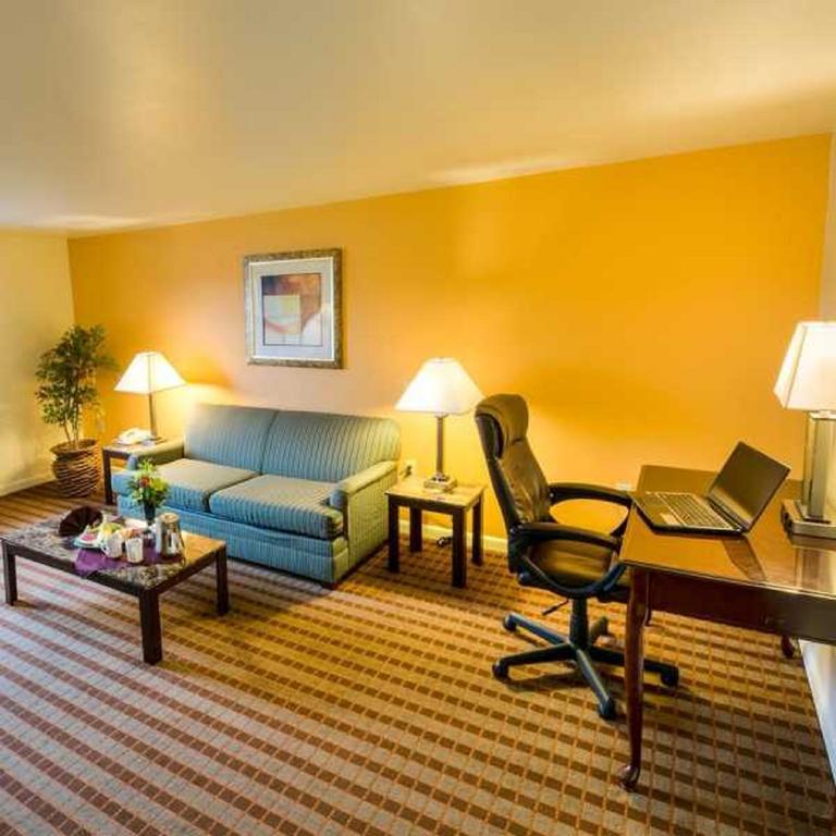 The Inn At Reading Hotel & Conference Center Exteriör bild
